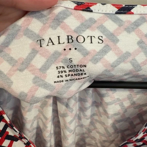 Talbots Red and White Patterned Sleeveless Blouse - Picture 3 of 4